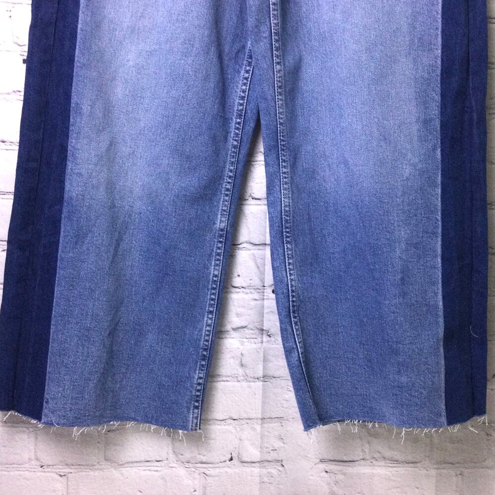 GAP Two-Tone Blue Wide Leg Jeans - Picture 3 of 14